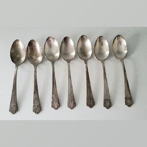 Lady Esther Set of 7 Silverplated Dinner Spoons